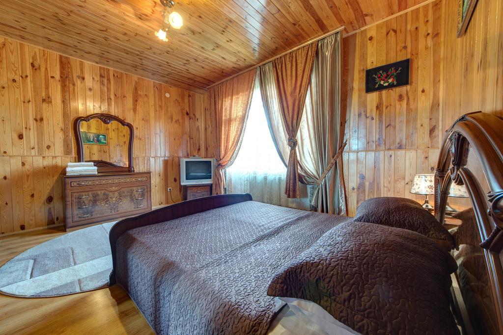 Guest House Velet Bukovel Bagian luar foto