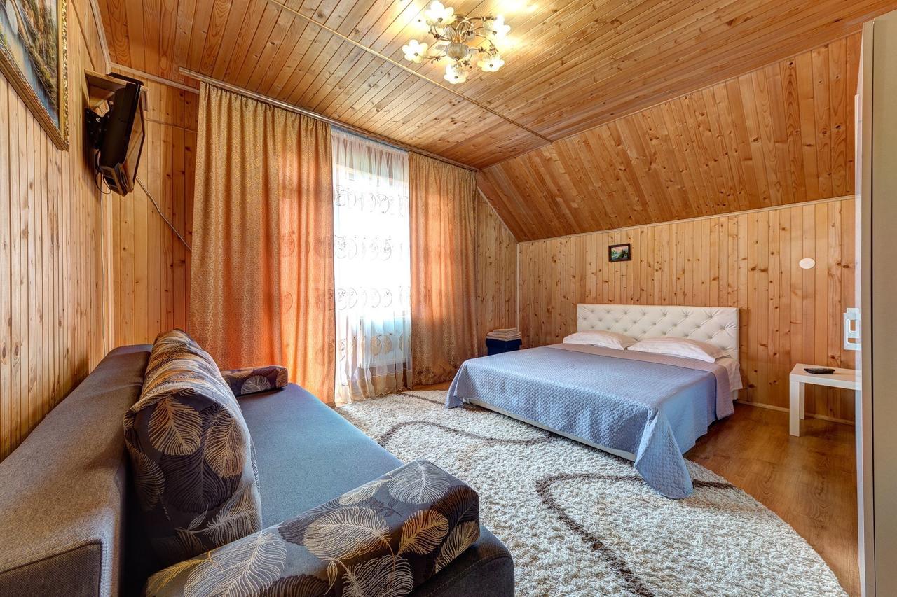 Guest House Velet Bukovel Bagian luar foto