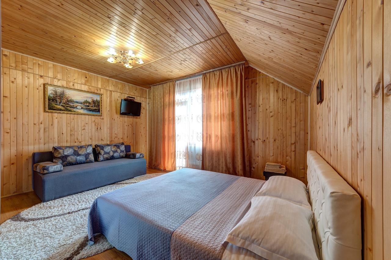 Guest House Velet Bukovel Bagian luar foto