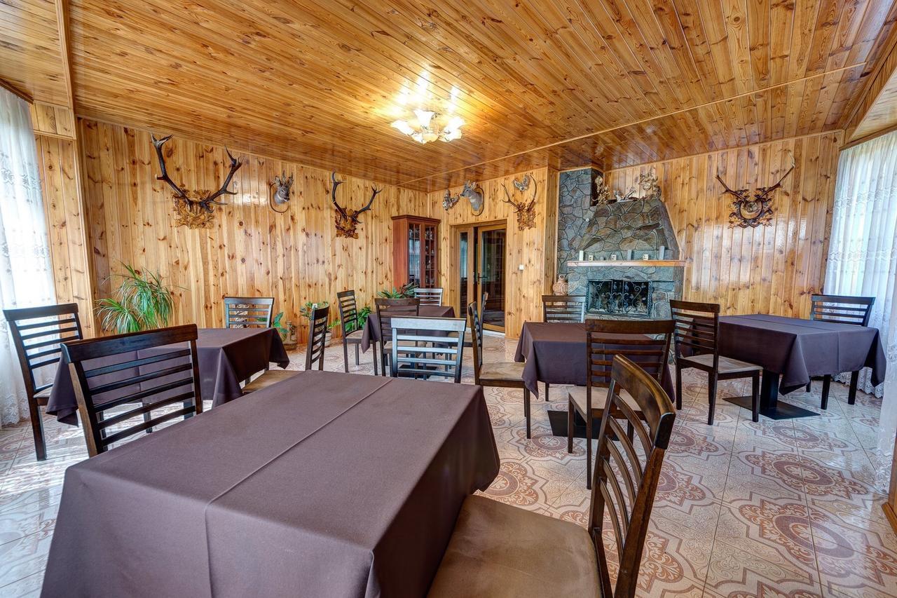 Guest House Velet Bukovel Bagian luar foto